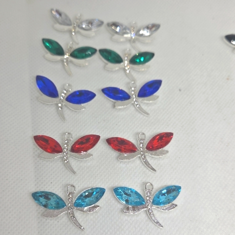Elegant Silver Dragonfly Charms With Rhinstones. 5 Pairs
